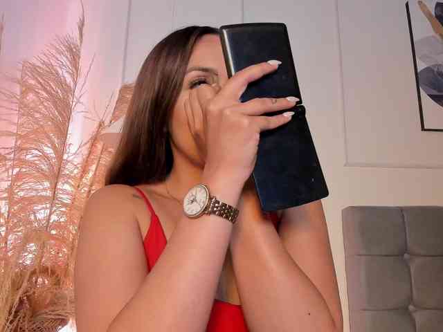Nicole_Voshkie webcam