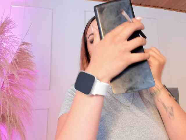 Nicole_Voshkie