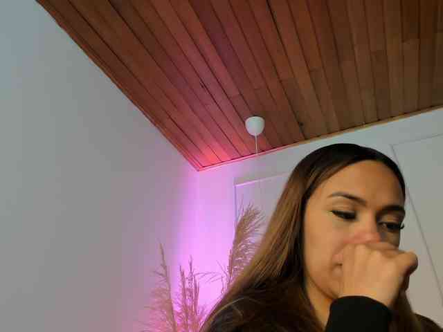 Nicole_Voshkie