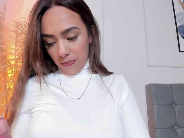 Nicole_Voshkie