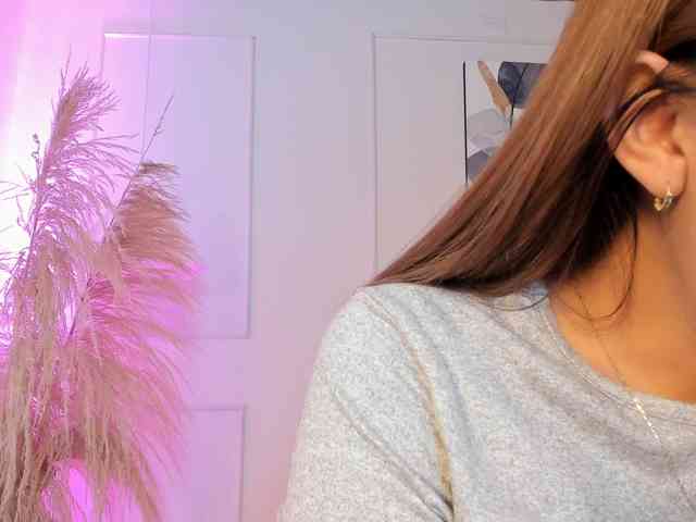 Nicole_Voshkie