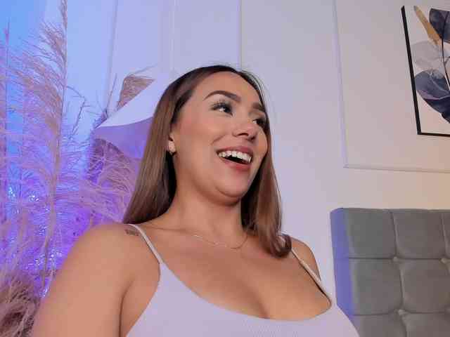 Arianne-ferrer Arianne-ferrer