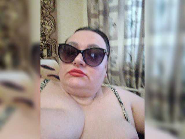 XAriannaX