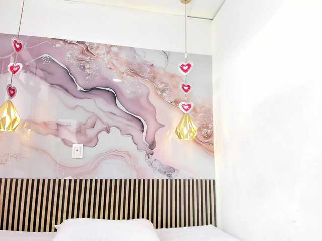 EvelynSweet live cam on BongaCams