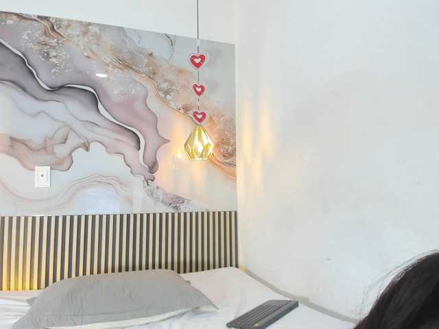 EvelynSweet live cam on BongaCams