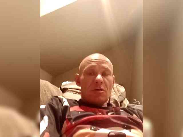 Matrixreakt Live Webcam on BongaCams