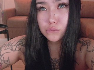 Yuriko-May Porn Show