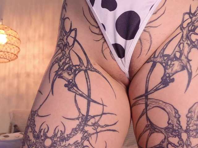 Yuriko-May live cam on BongaCams