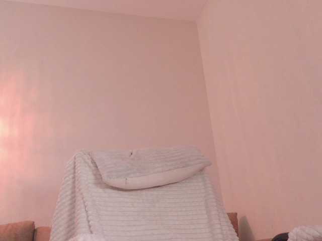 Yuriko-May live cam on BongaCams
