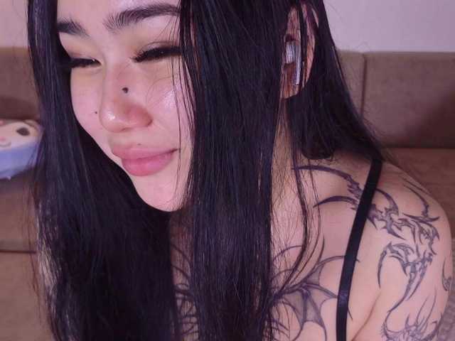 Yuriko-May live cam on BongaCams