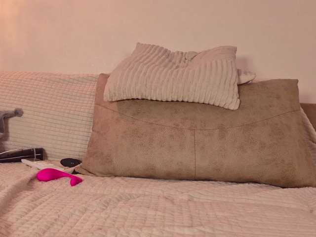 Yuriko-May live webcam show