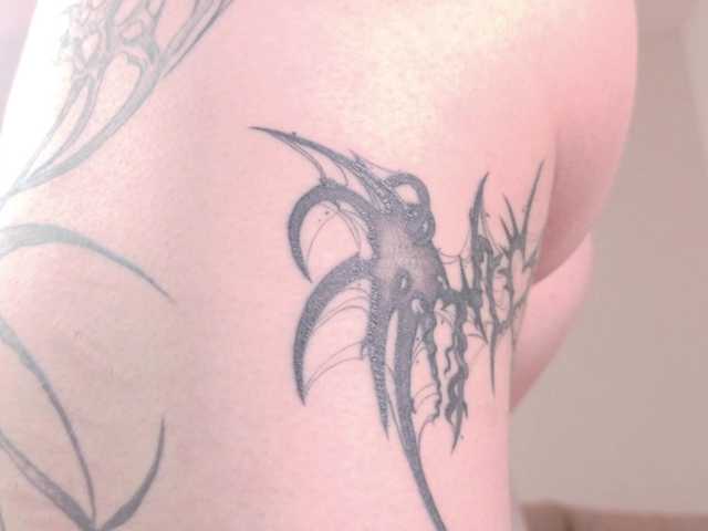 Yuriko-May live cam on BongaCams