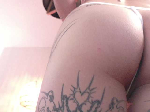 секс с Yuriko-May