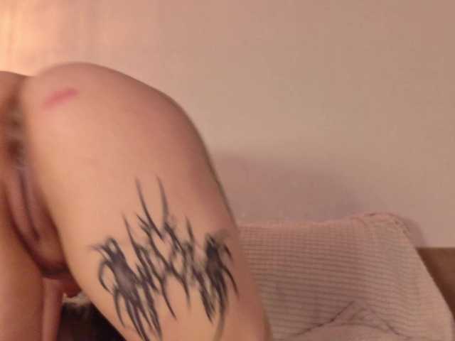 Yuriko-May live webcam show
