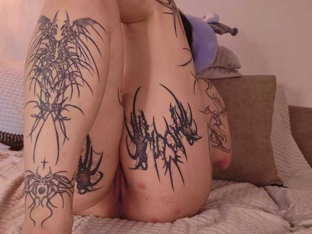Yuriko-May live cam on BongaCams