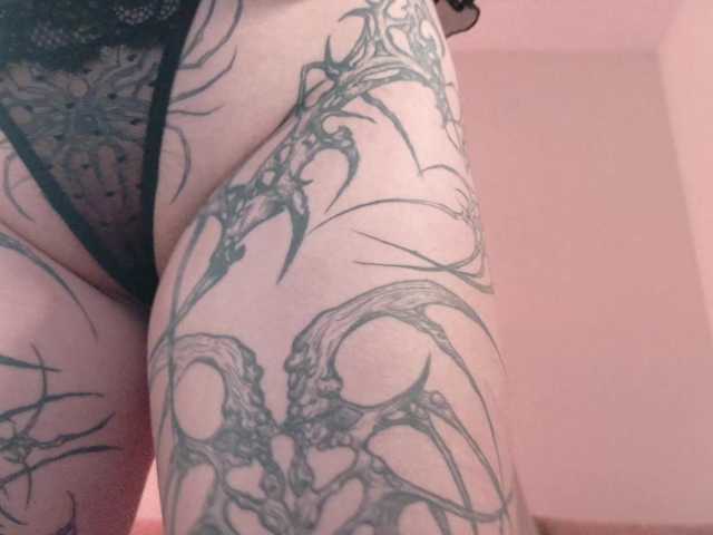  Yuriko-May chat room