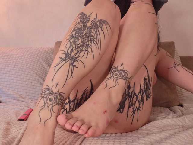Yuriko-May live cam on BongaCams