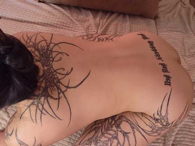 Yuriko-May live cam on BongaCams