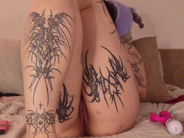 Yuriko-May live webcam show