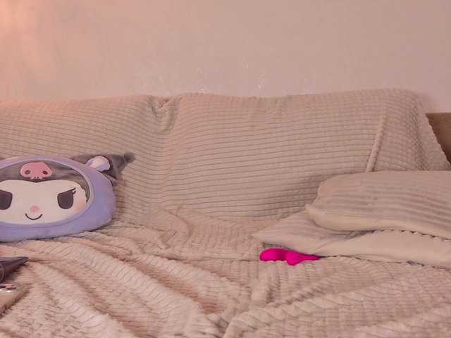 Yuriko-May live webcam show