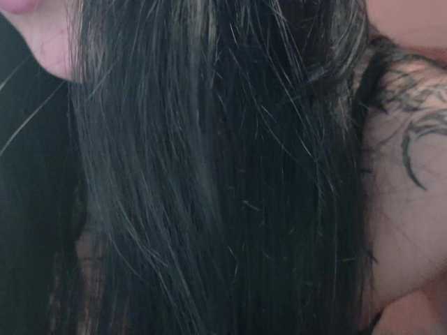 Yuriko-May's BongaCams show and profile