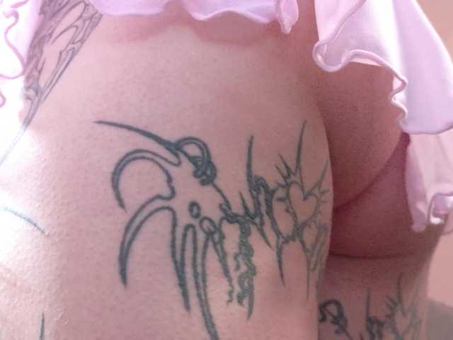 Yuriko-May's BongaCams show and profile