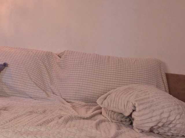 Yuriko-May live cam on BongaCams