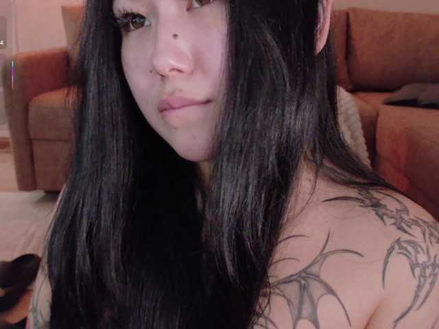 Yuriko-May chat room