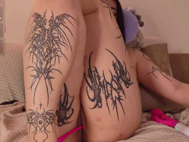 Yuriko-May live webcam show