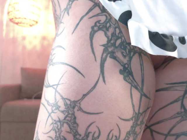 Yuriko-May's BongaCams show and profile