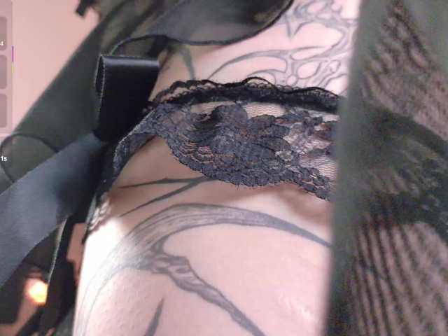  Yuriko-May chat room