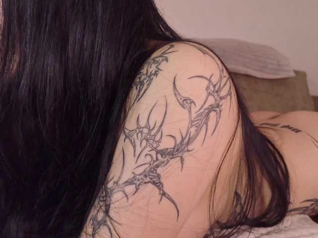 Yuriko-May live cam on BongaCams