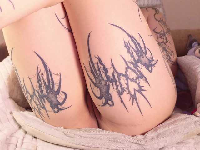 Yuriko-May live cam on BongaCams