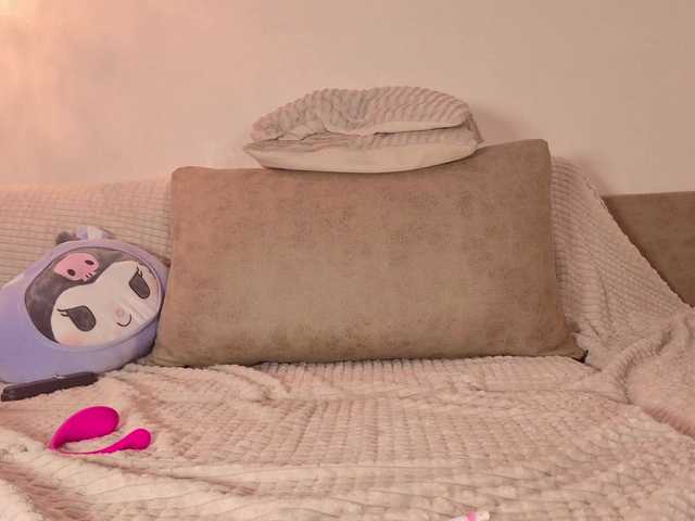 Yuriko-May live webcam show