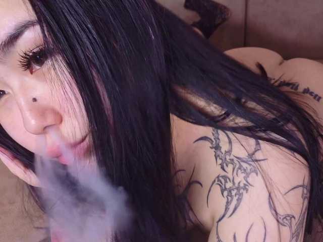 Yuriko-May live cam on BongaCams