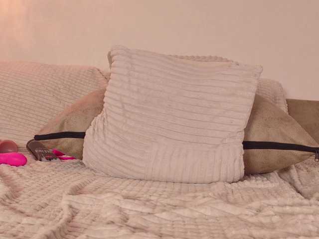 Yuriko-May live webcam show