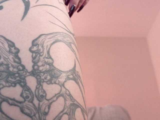 Yuriko-May's BongaCams show and profile