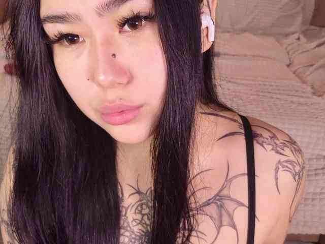 Yuriko-May webcam