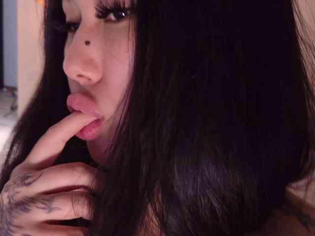 Yuriko-May webcam