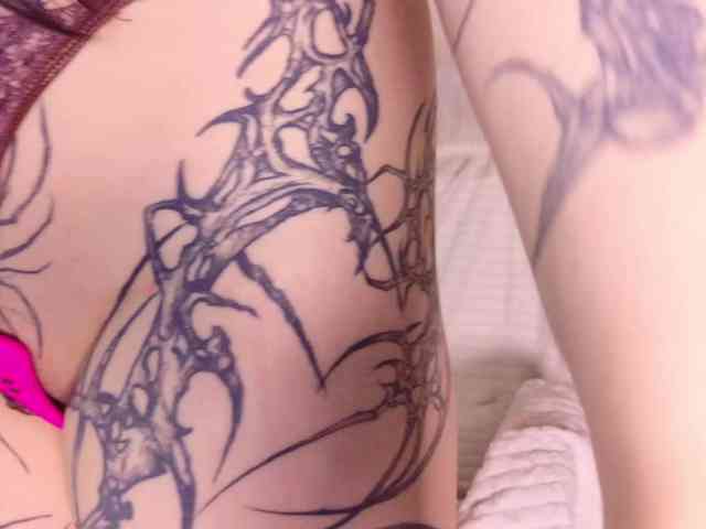 nude live Yuriko-May