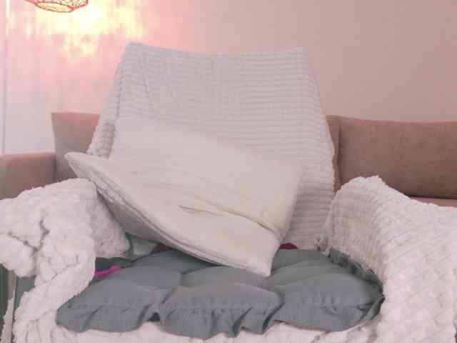Yuriko-May webcam