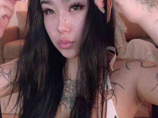 Yuriko-May webcam