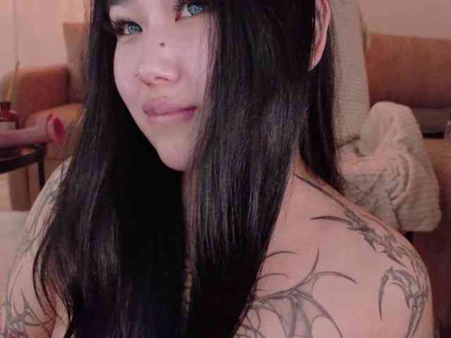 Yuriko-May webcam