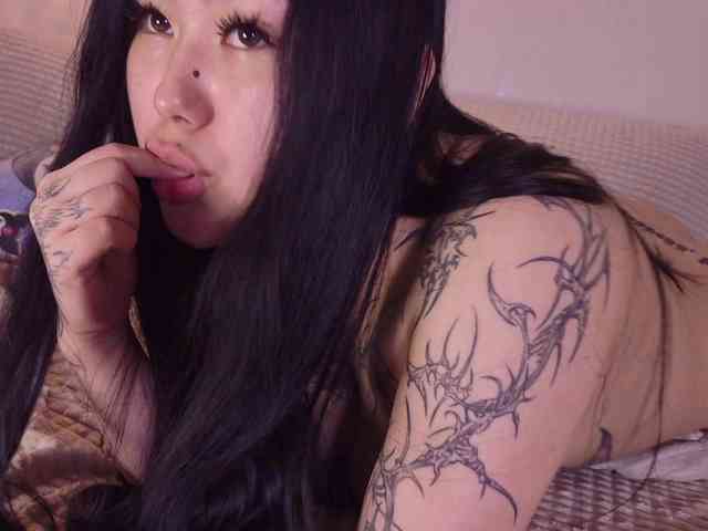 Yuriko-May webcam