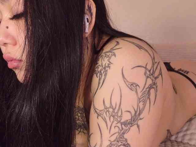 Yuriko-May webcam