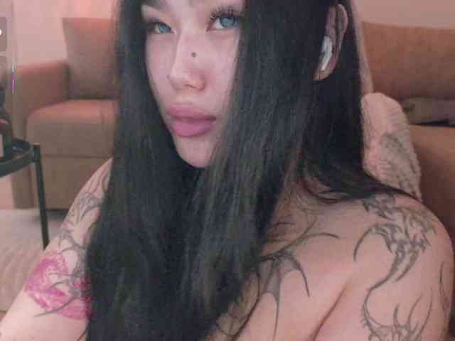 Yuriko-May webcam