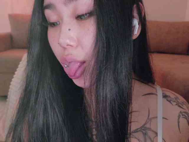 Yuriko-May webcam