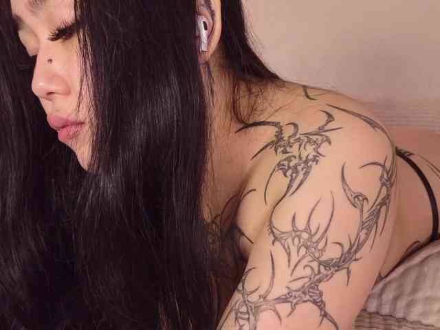 Yuriko-May webcam