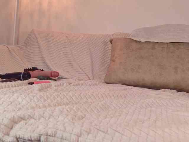 Yuriko-May Sex Cam Show