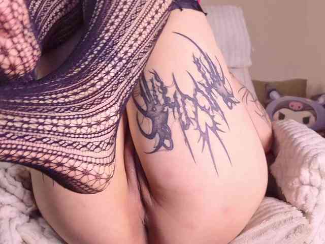 Yuriko-May webcam